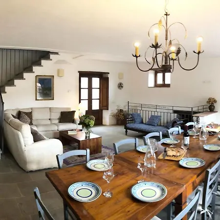 Villa Rubra *